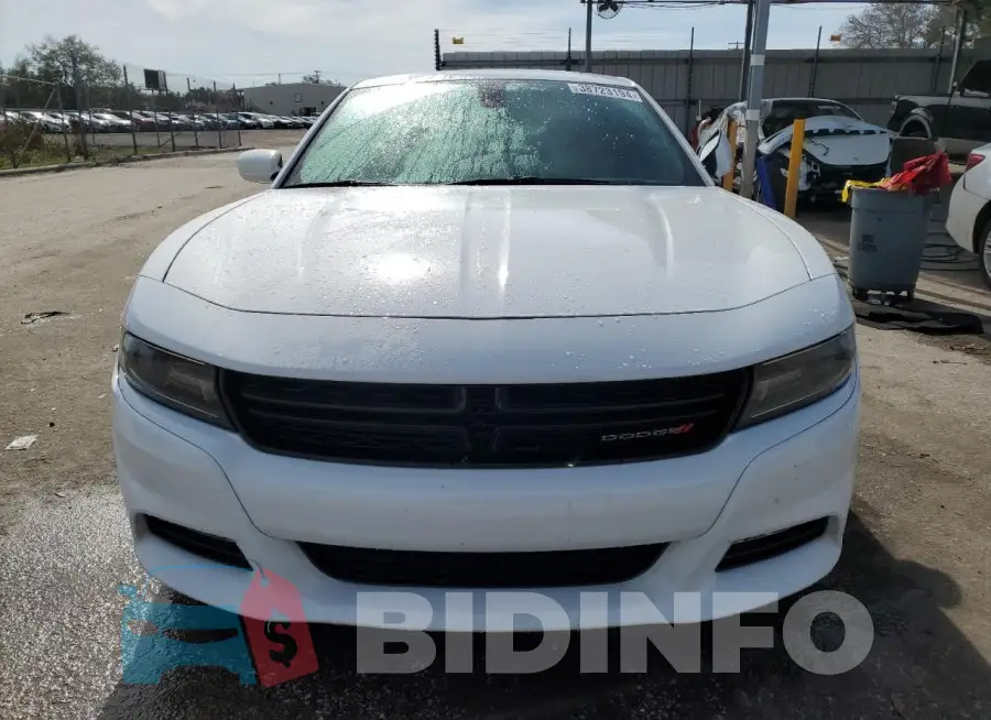 2C3CDXHG8JH162553 Photo# 5
