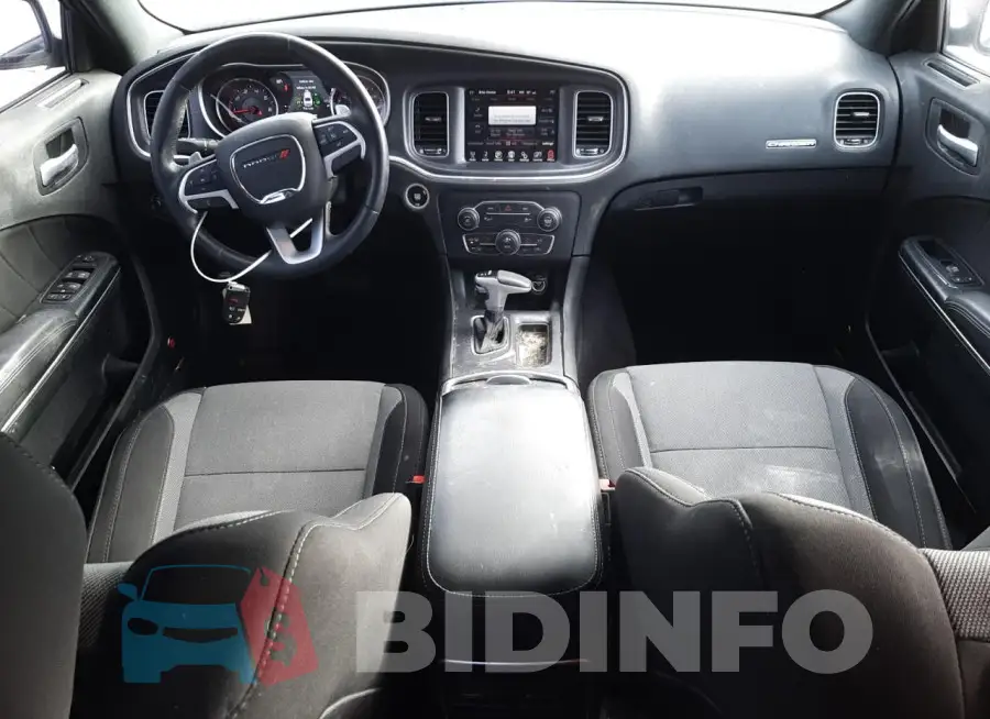 2C3CDXJG2GH324258 Photo# 8