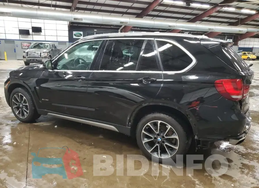 5UXKR0C5XJ0X87108 Photo# 2