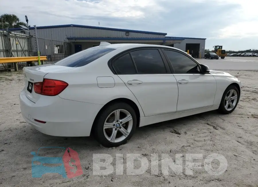 WBA3B1C57FK141629 Photo# 3