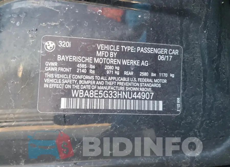 WBA8E5G33HNU44907 Photo# 12