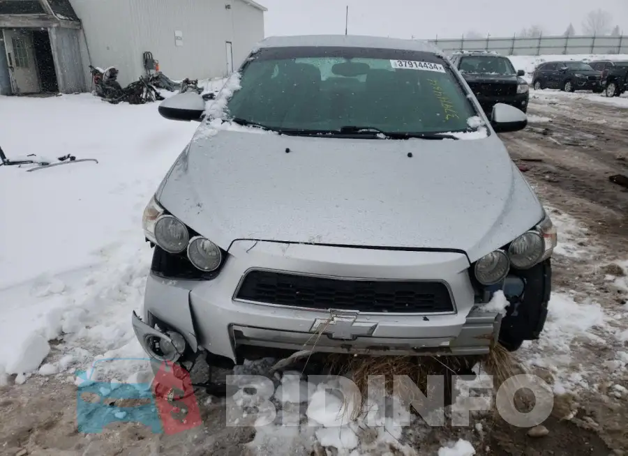 1G1JC5SH6F4174676 Photo# 5