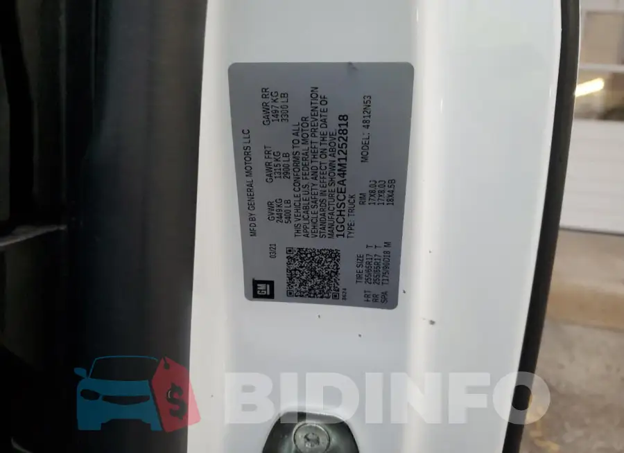 1GCHSCEA4M1252818 Photo# 12