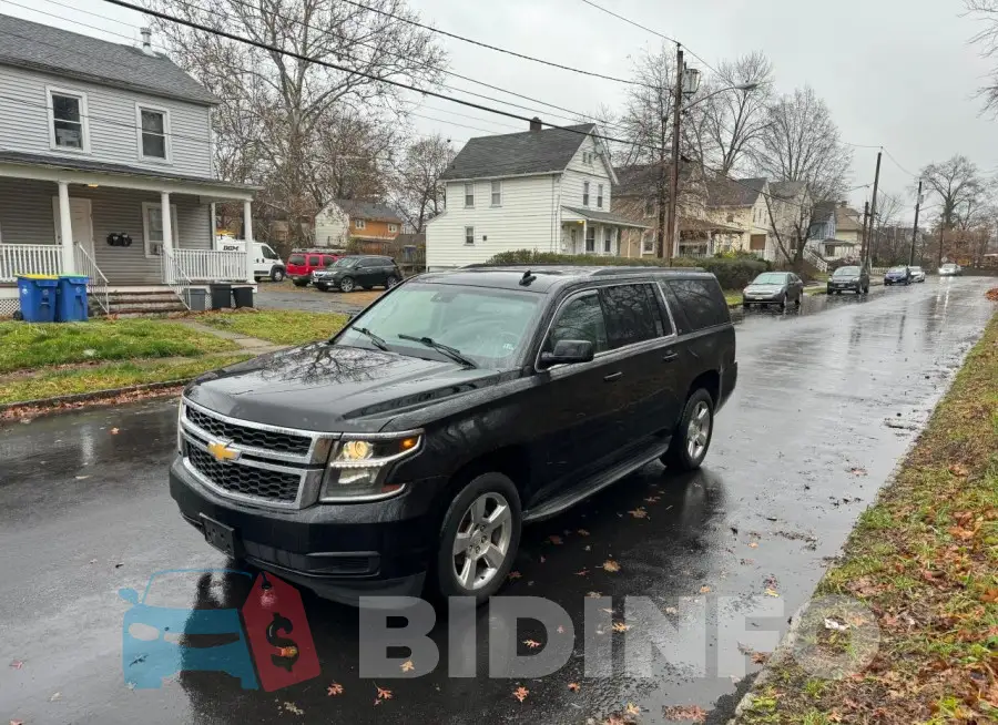 1GNSKHKC5GR180145 Photo# 2