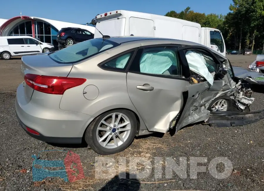 1FADP3F21FL208425 Photo# 3
