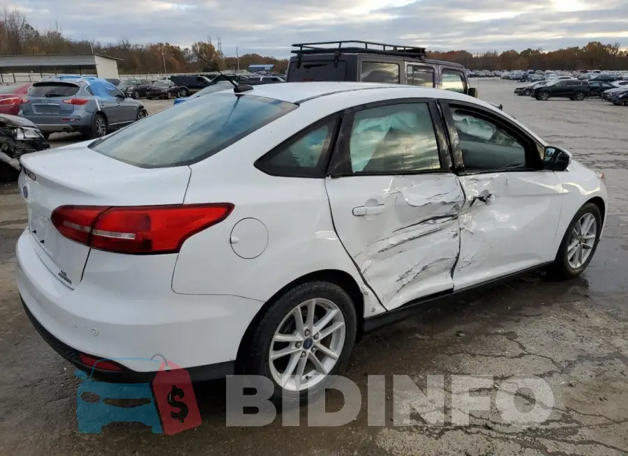 1FADP3F28FL207742 Photo# 3