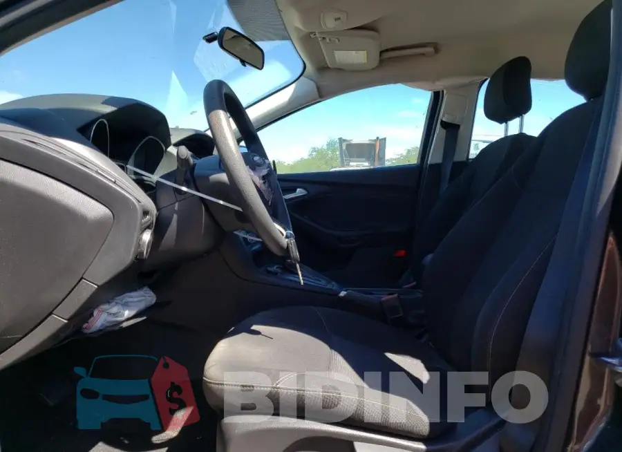 1FADP3FE6JL304442 Photo# 7