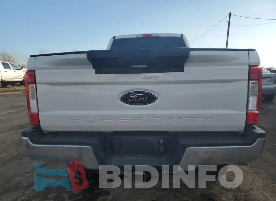 1FT8W3BT0JEC44181 Photo# 6