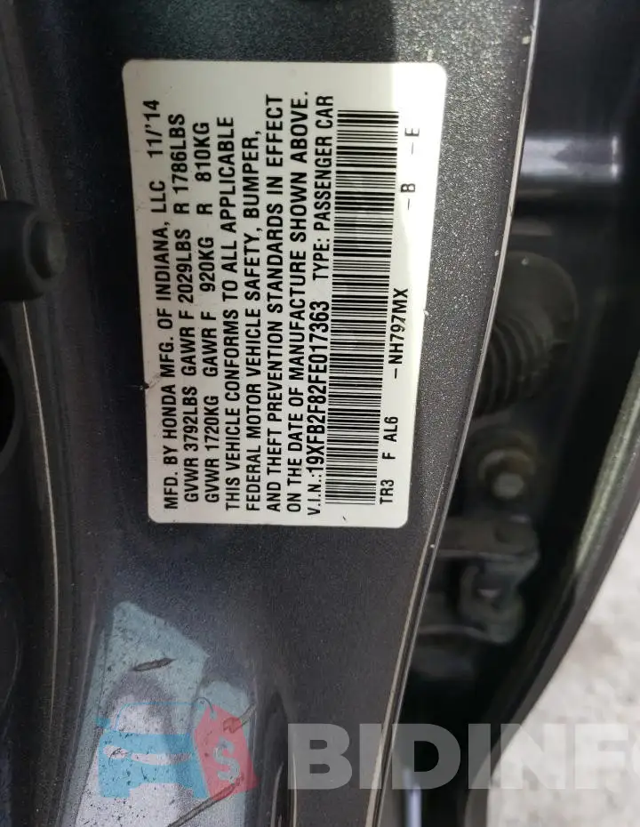 19XFB2F82FE017363 Photo# 12