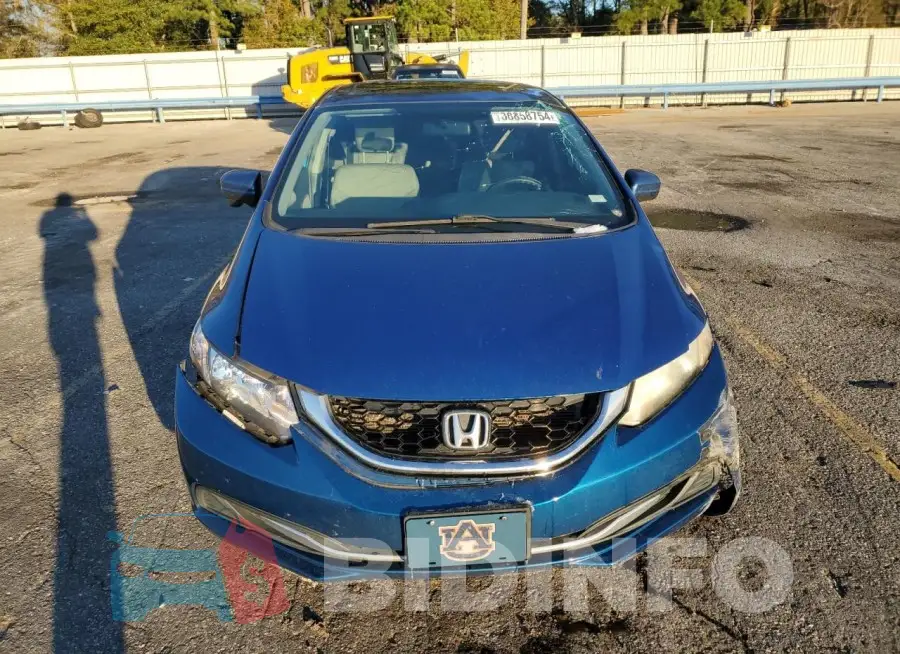 19XFB2F82FE211150 Photo# 5