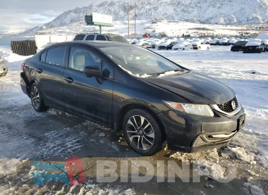 2HGFB2F81FH515754 Photo# 4