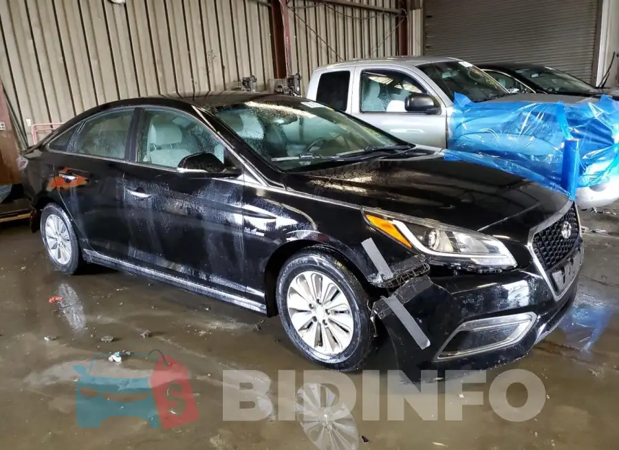 KMHE24L17GA031693 Photo# 4