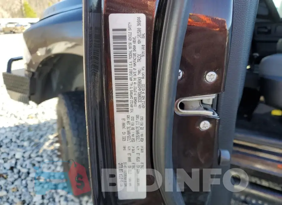 3C63RRGL4HG550243 Photo# 13