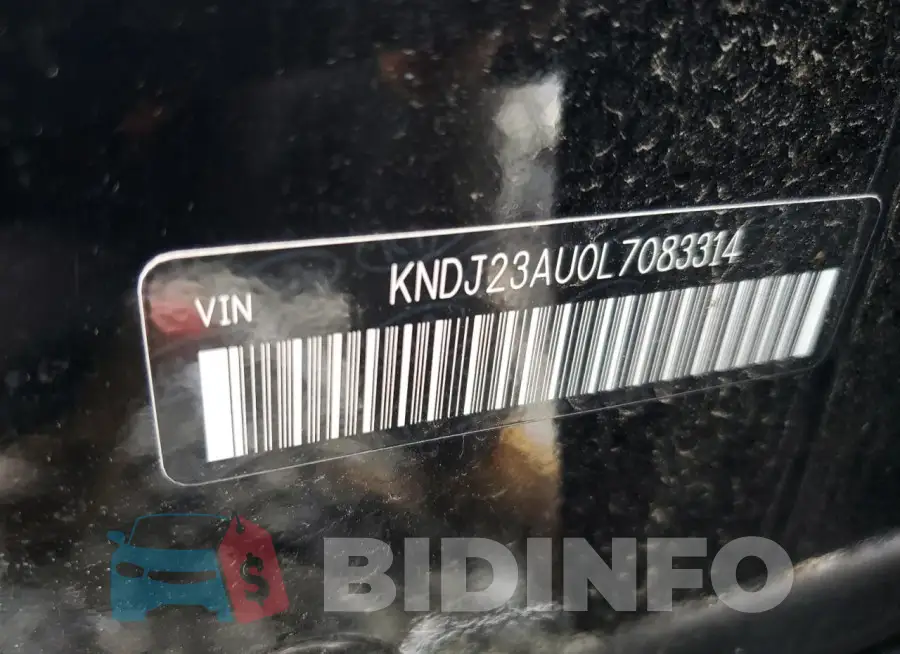 KNDJ23AU0L7083314 Photo# 14