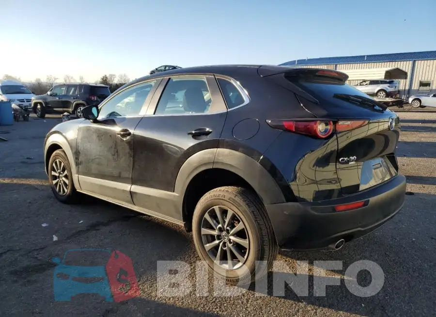 3MVDMBAL7NM405088 Photo# 2