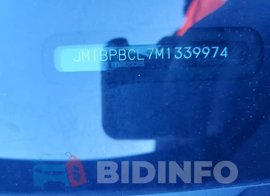 JM1BPBCL7M1339974 Photo# 12
