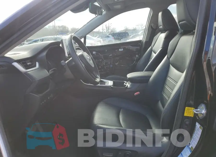 2T3A1RFV6MC145345 Photo# 7