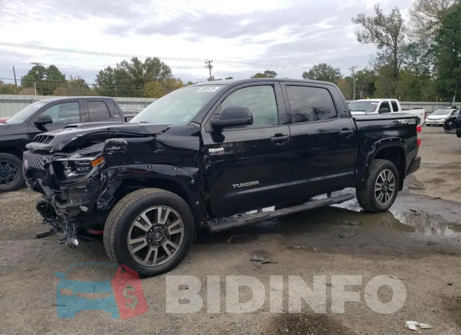 5TFDW5F13KX824615 Photo# 1