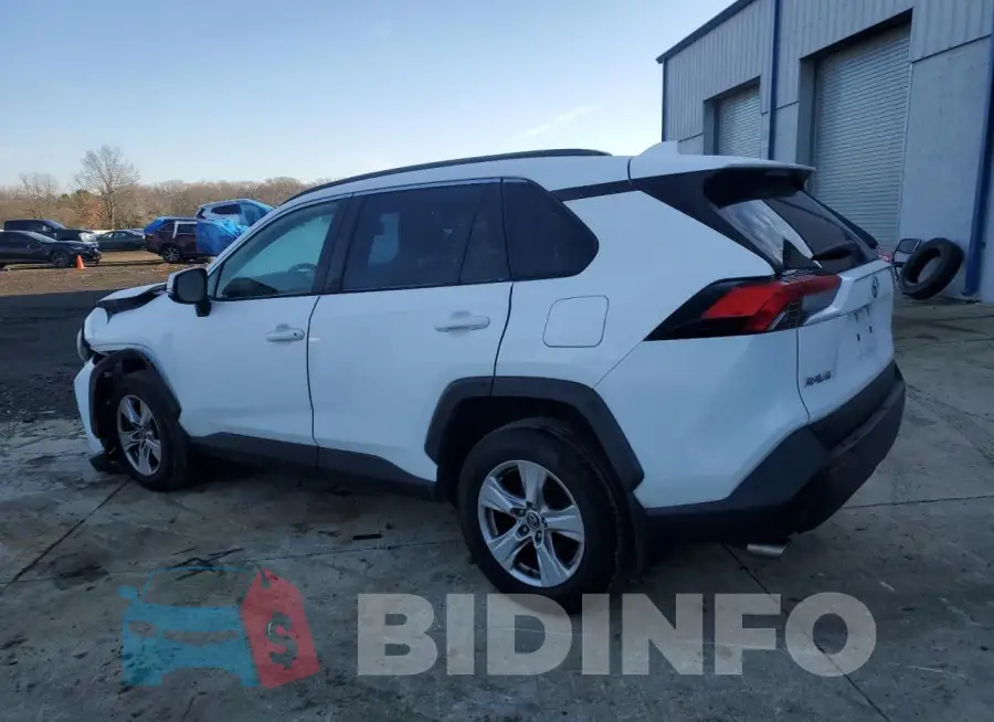 JTMP1RFV0KJ015713 Photo# 2