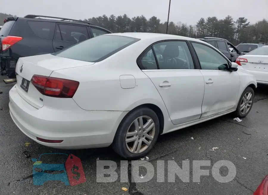 3VW2B7AJXHM205088 Photo# 3