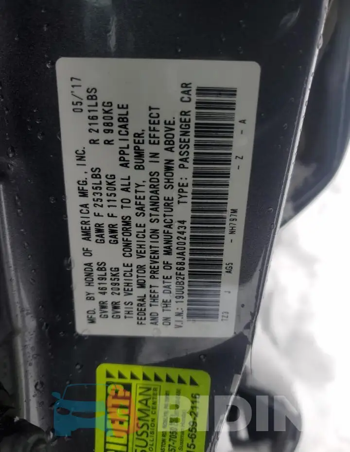 19UUB2F68JA002434 Photo# 12