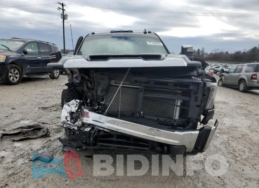 1GT49NE79RF127964 Photo# 5