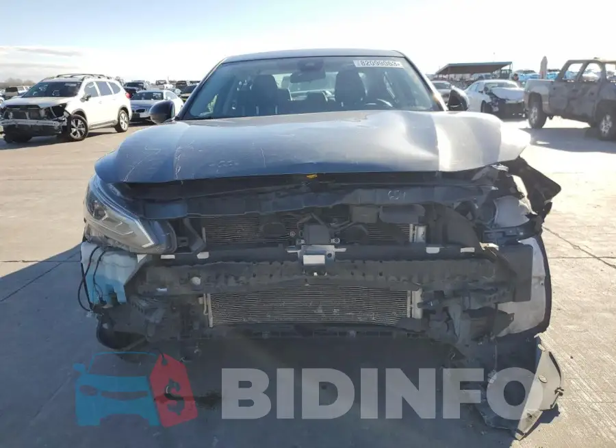 1N4BL4CV9LC284784 Photo# 5