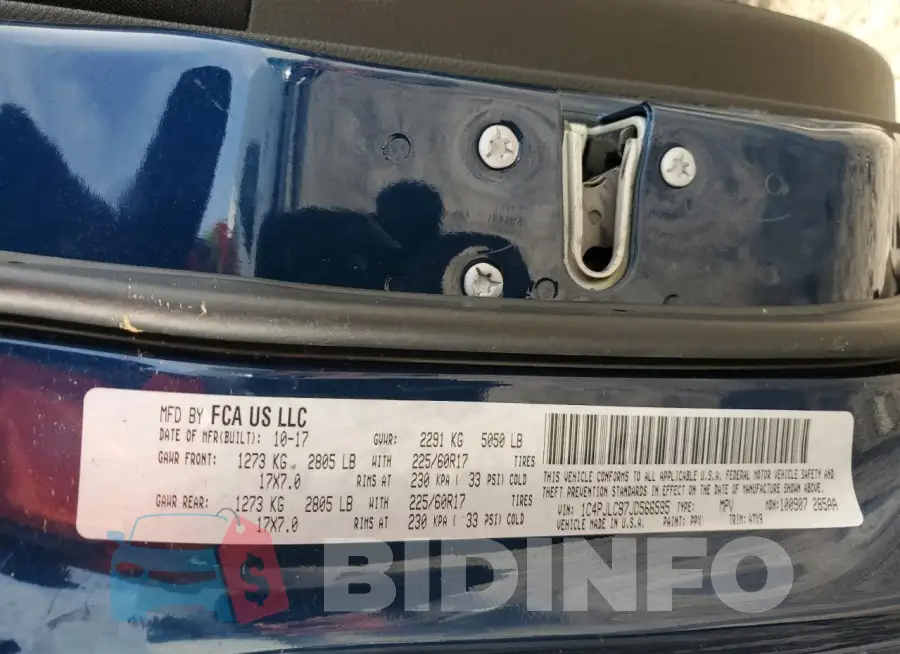 1C4PJLCB7JD566595 Photo# 13