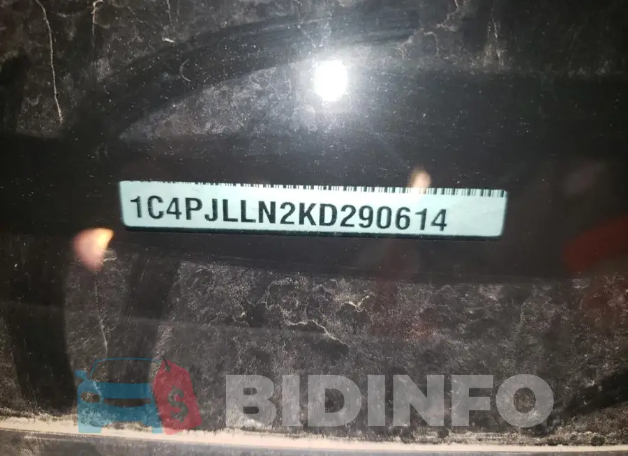 1C4PJLLN2KD290614 Photo# 12