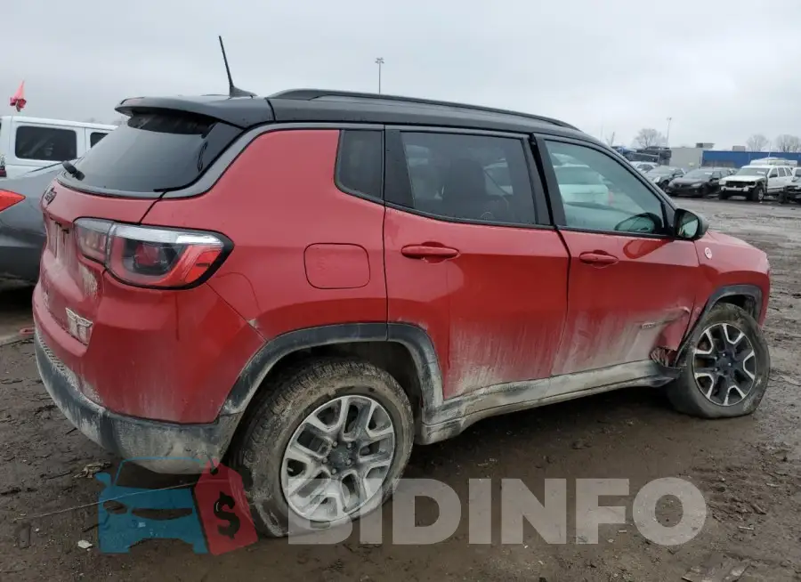 3C4NJDDB5LT167113 Photo# 3