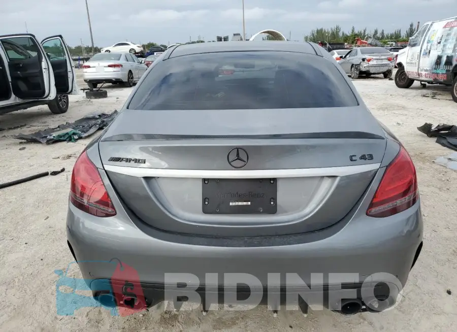 WDDWF6EB8LR557623 Photo# 6