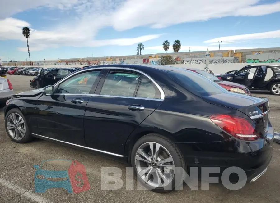 WDDWF8DB2LR562720 Photo# 2