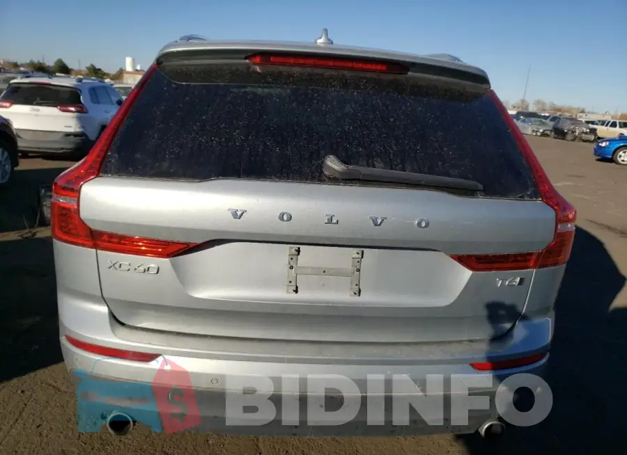 YV4A22RK8J1092854 Photo# 6