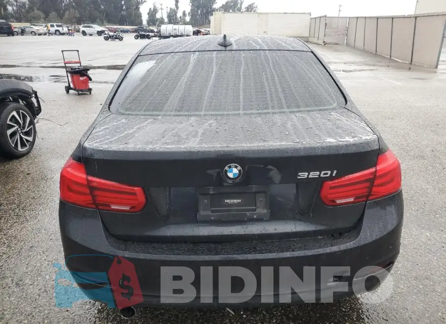 WBA8A9C51GK618595 Photo# 6