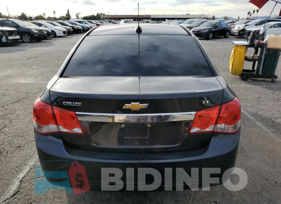 1G1PE5SB0F7246647 Photo# 6