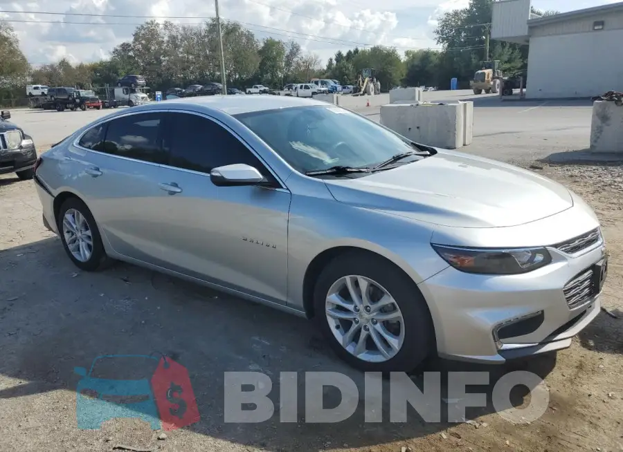 1G1ZE5ST4HF199472 Photo# 4