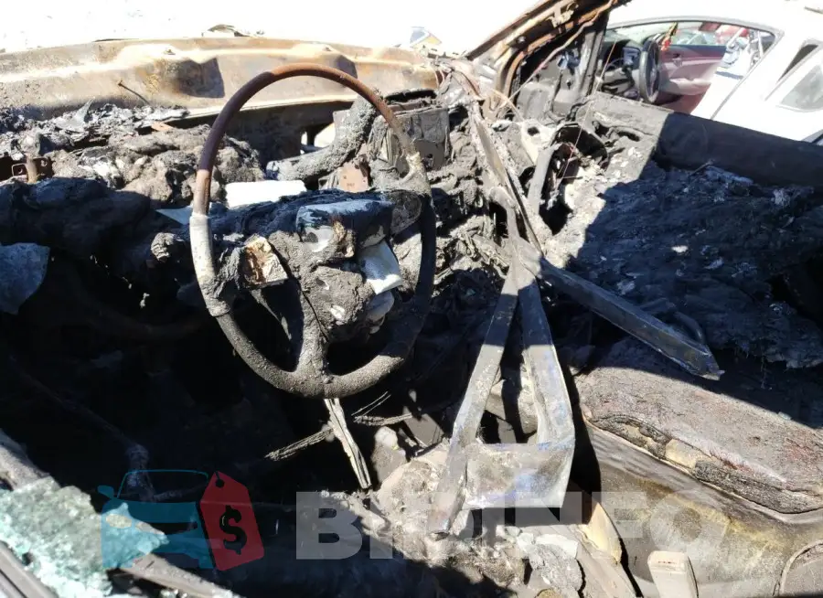 1GNSCBKC7FR558491 Photo# 8