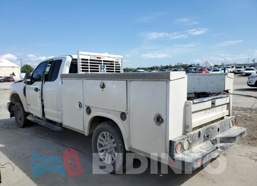 1FD7X2BT4KEG13379 Photo# 2