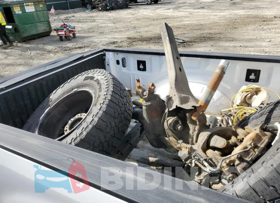 1FT7W2B66KED97598 Photo# 12