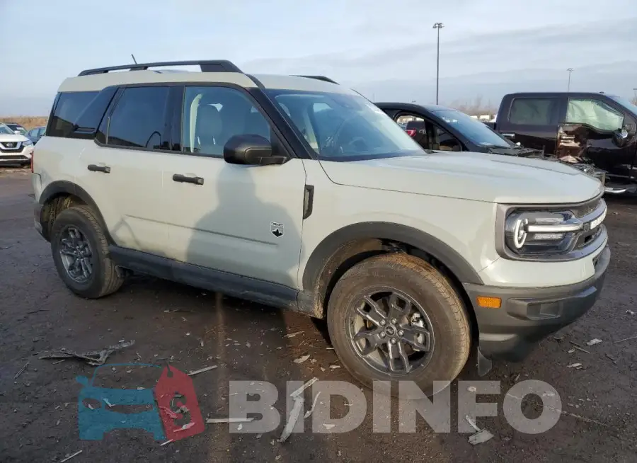 3FMCR9B68PRD23484 Photo# 4