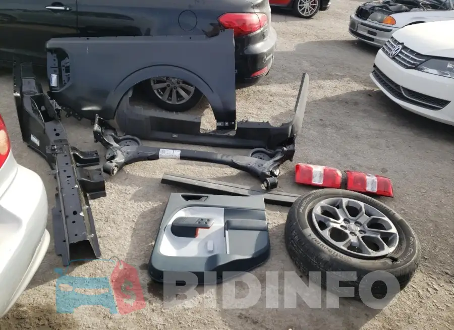 3FTTW8E30PRA19543 Photo# 12