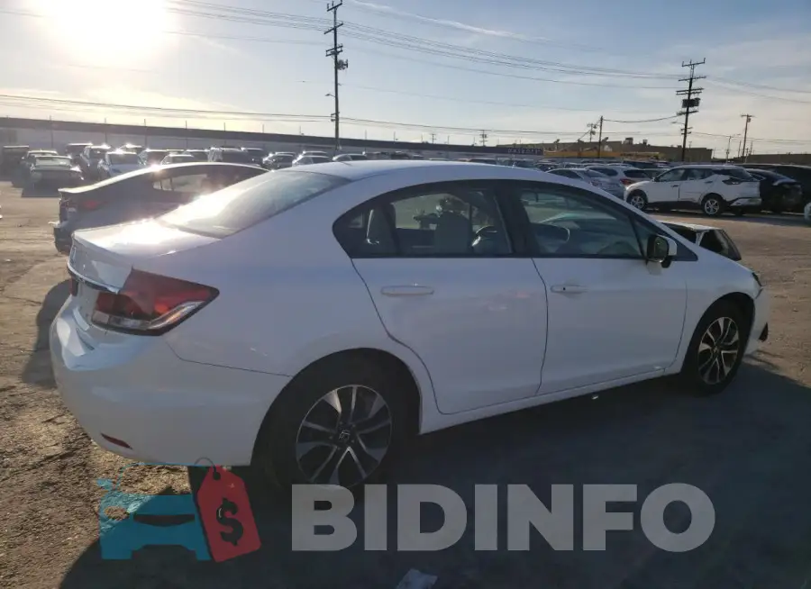 19XFB2F82FE231107 Photo# 3