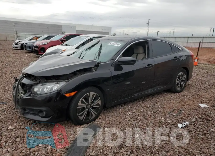 19XFC1F33HE208305 Photo# 1