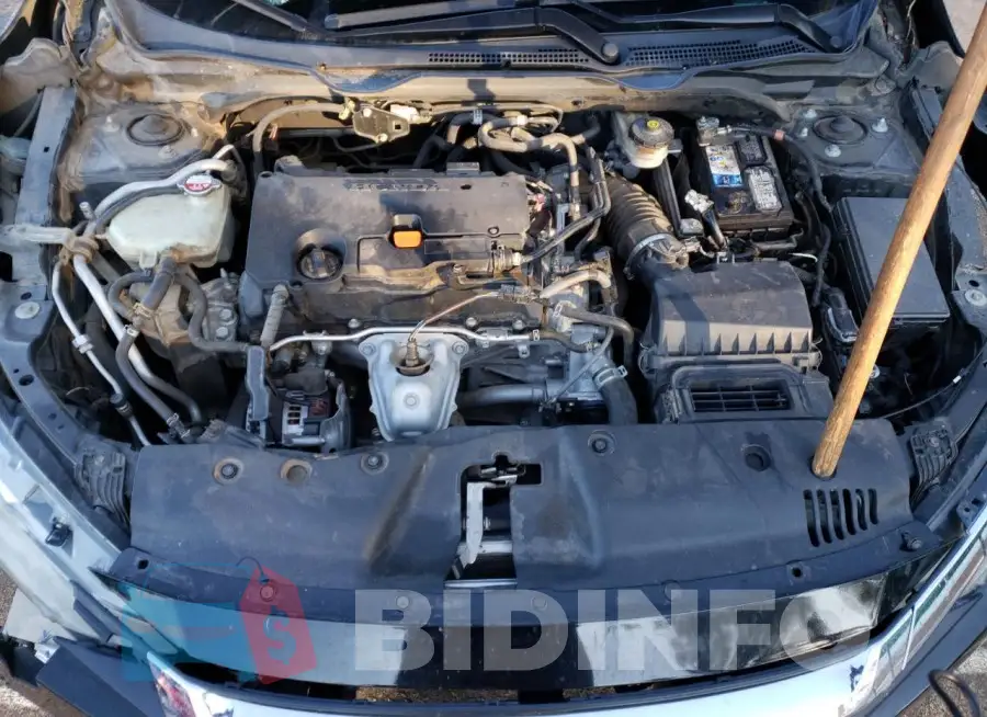 19XFC2F70JE032537 Photo# 11