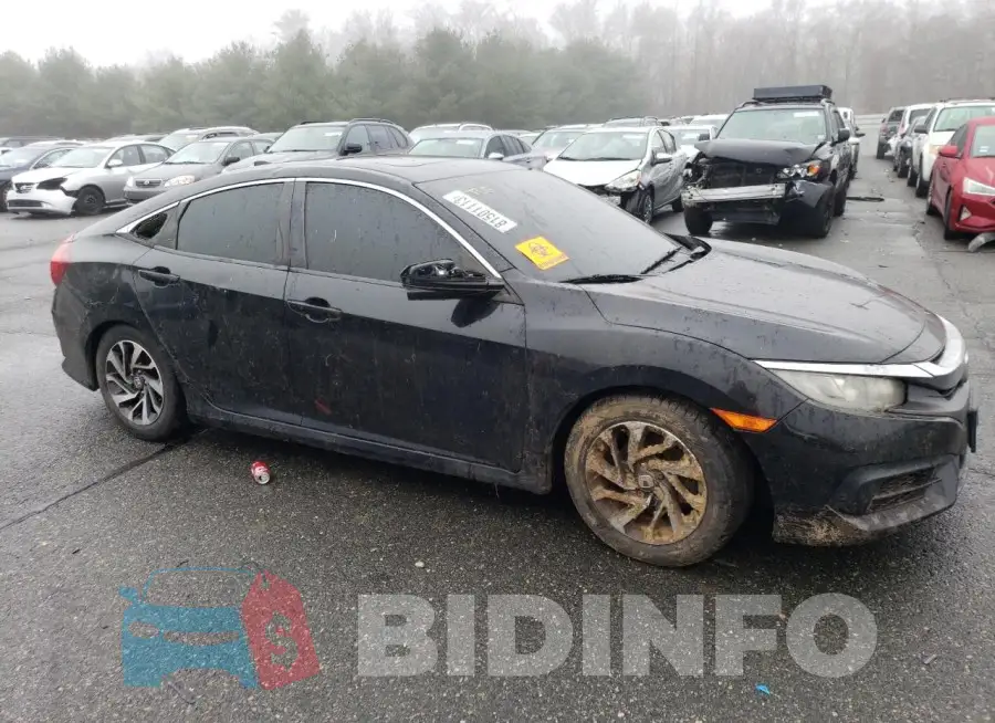 19XFC2F78HE218708 Photo# 4