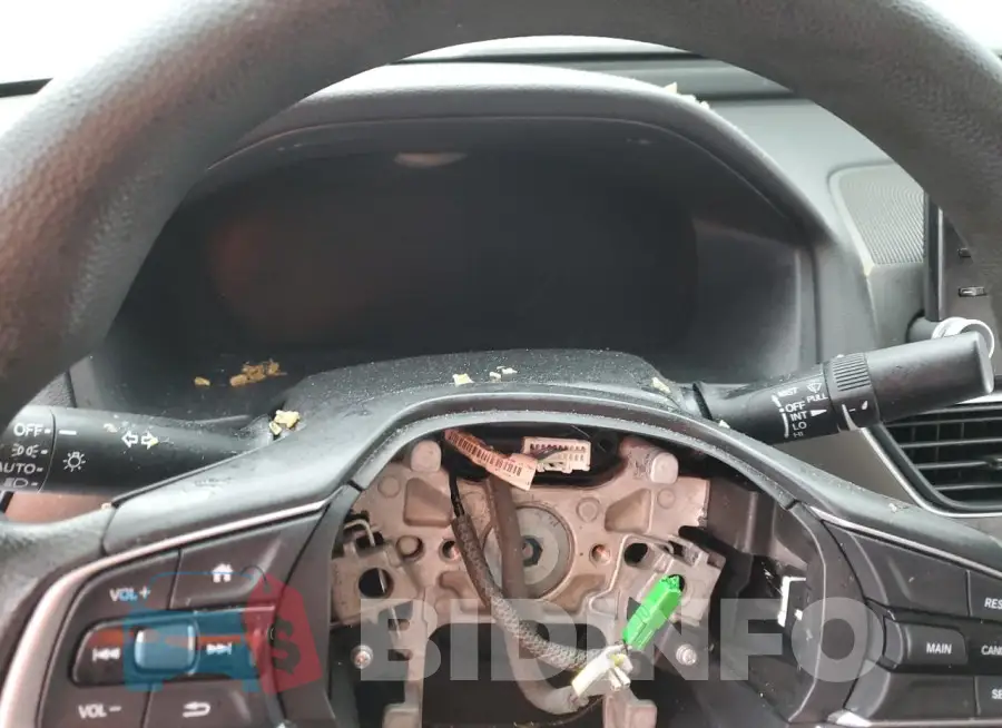 1HGCV1F12KA805193 Photo# 9