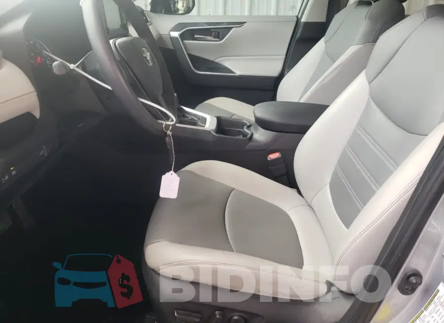 2T3C1RFV5KW020678 Photo# 7