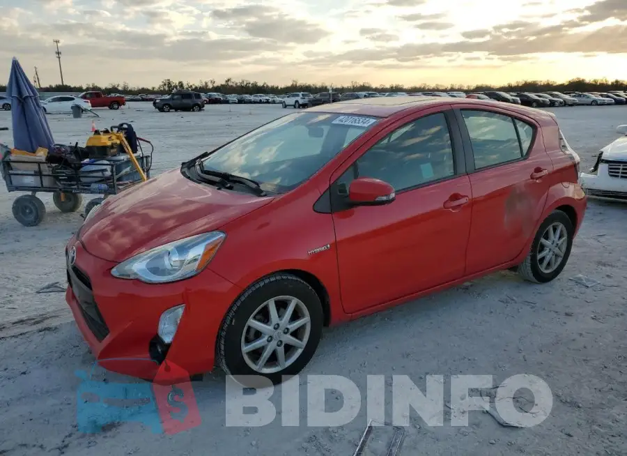 JTDKDTB33G1119641 Photo# 1