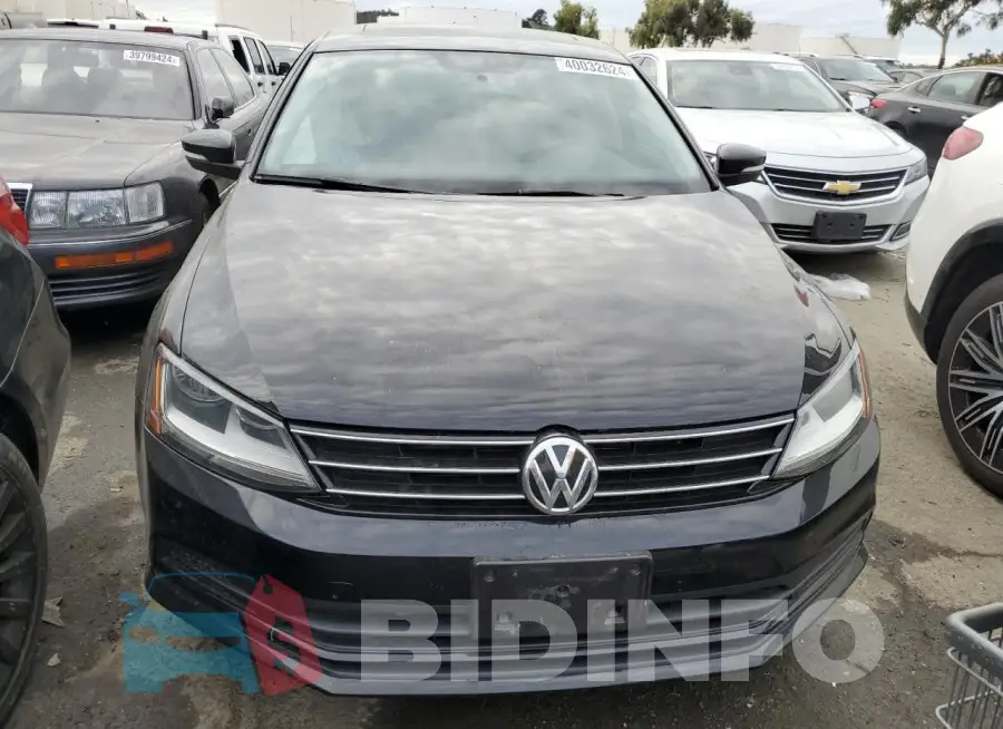 3VWDB7AJ8HM402270 Photo# 5