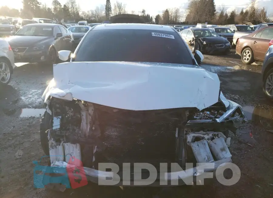19UDE2F75GA001878 Photo# 5